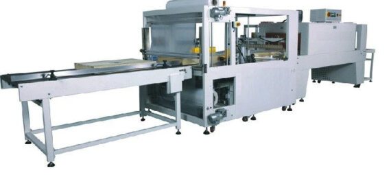 Shrink wrap machine packing door and panels