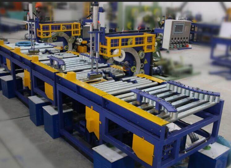 Horizontal steel coil wrapping packaging machine