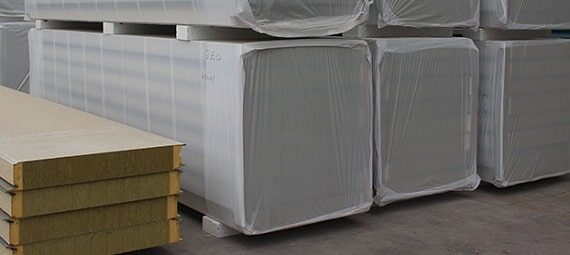 group packaged Polyurethane Sandwhich Panels-min