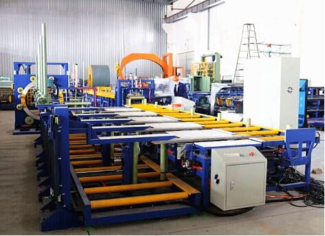 high speed aluminum profile wrapping line-min